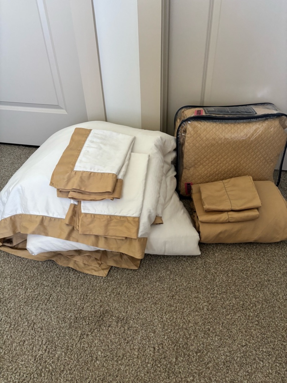 Ralph Lauren White Comforter Set with Tan Border